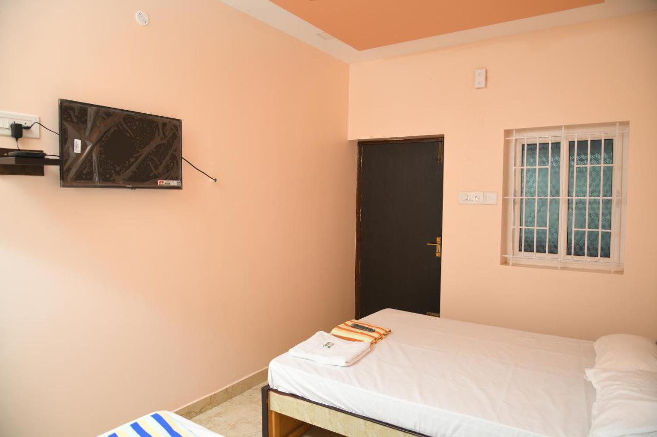 Sivamurugan Residency Bhavani Exteriör bild