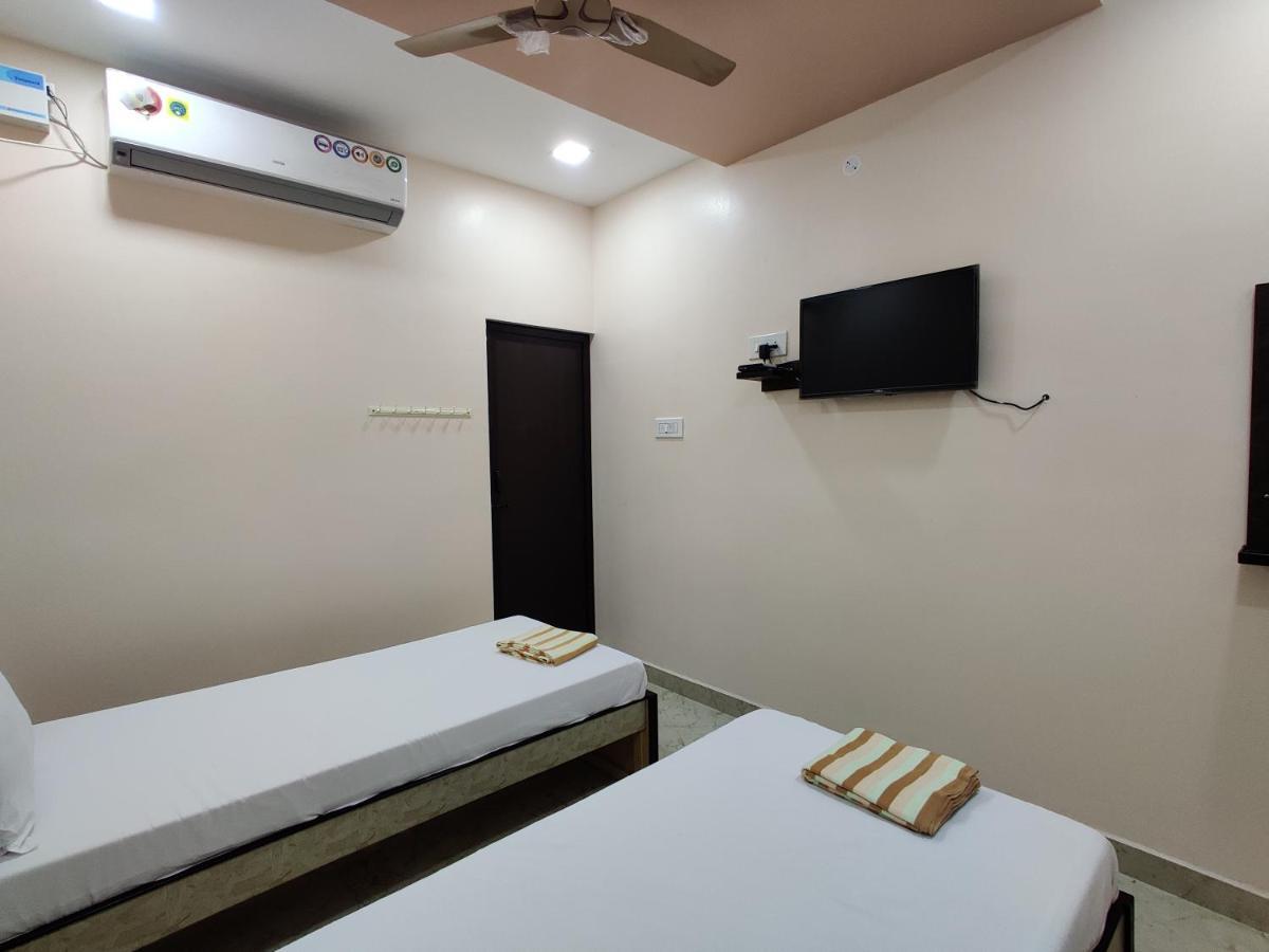 Sivamurugan Residency Bhavani Exteriör bild